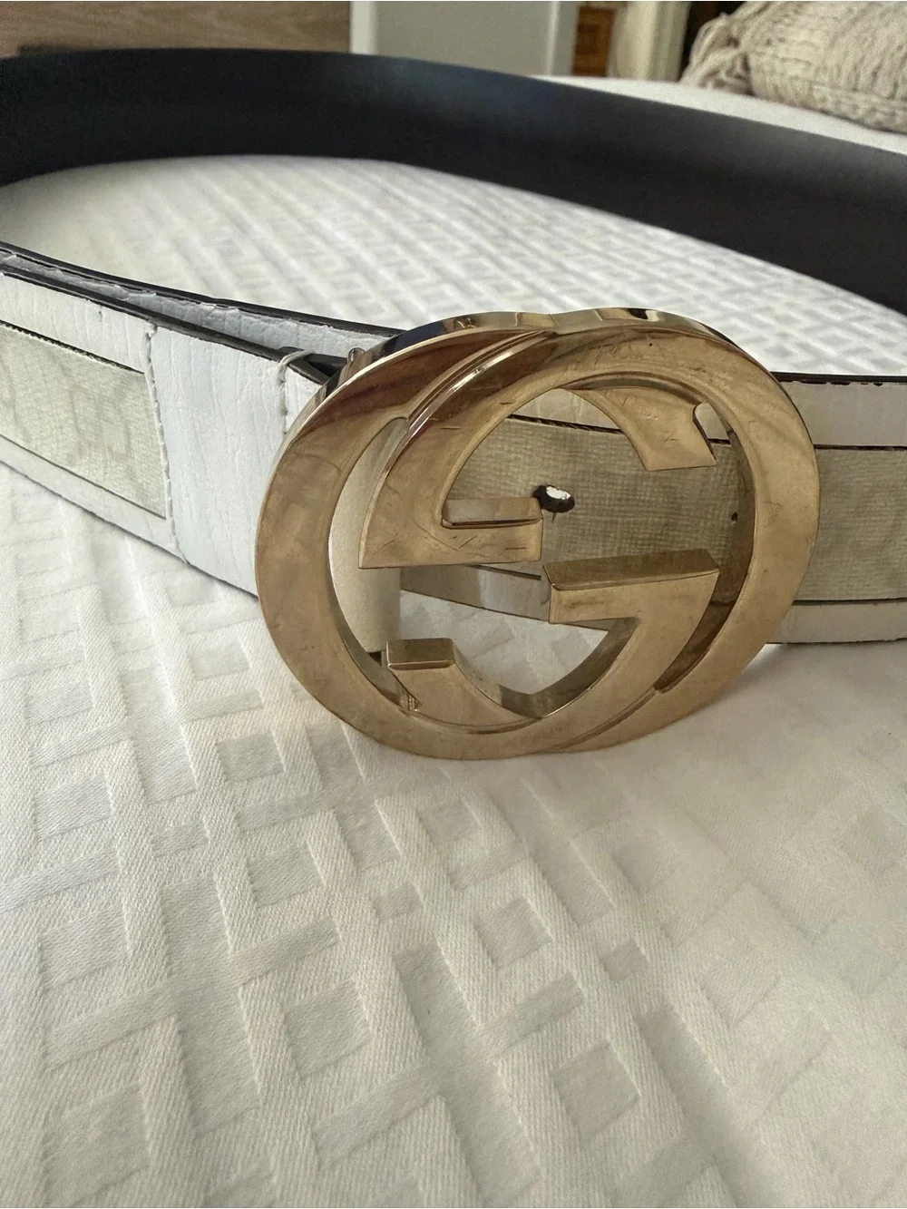 Gucci White Leather Belt with Gold Double G Buckle